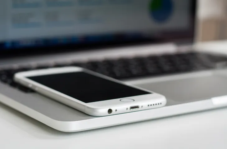 AI时代，别急着把脑子外包：卓克给你拆解2026的真与假